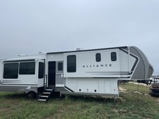 2027 Alliance Paradigm 382RK