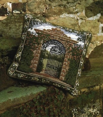 Vintage 1989 Ehrman Wandteppich Nadelspitzen-Set THE GATEWAY von Edwin Belchamber