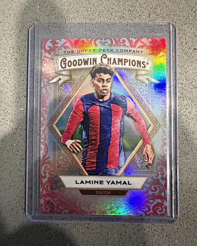 Upper Deck 2025 Goodwin Champions Lamine Yamal Red Rainbow #19 FC Barcelona
