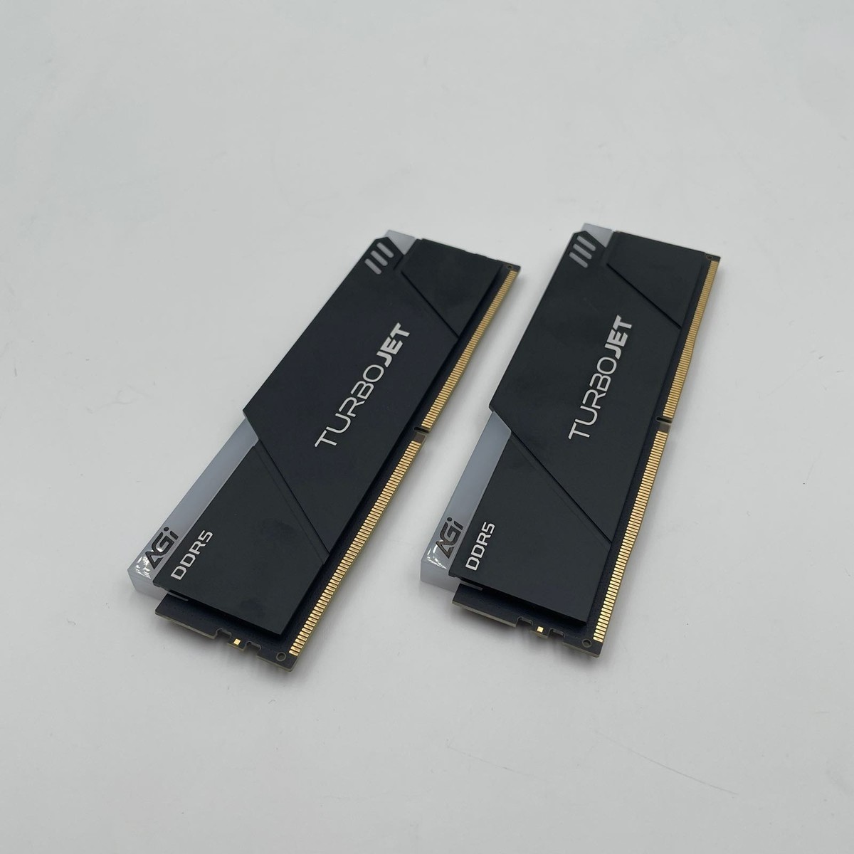AGi 32GB DDR5 5600MHz メモリーキット AGi 32GB DDR5 5600MHz メモリーキット | ヤマダウェブコム