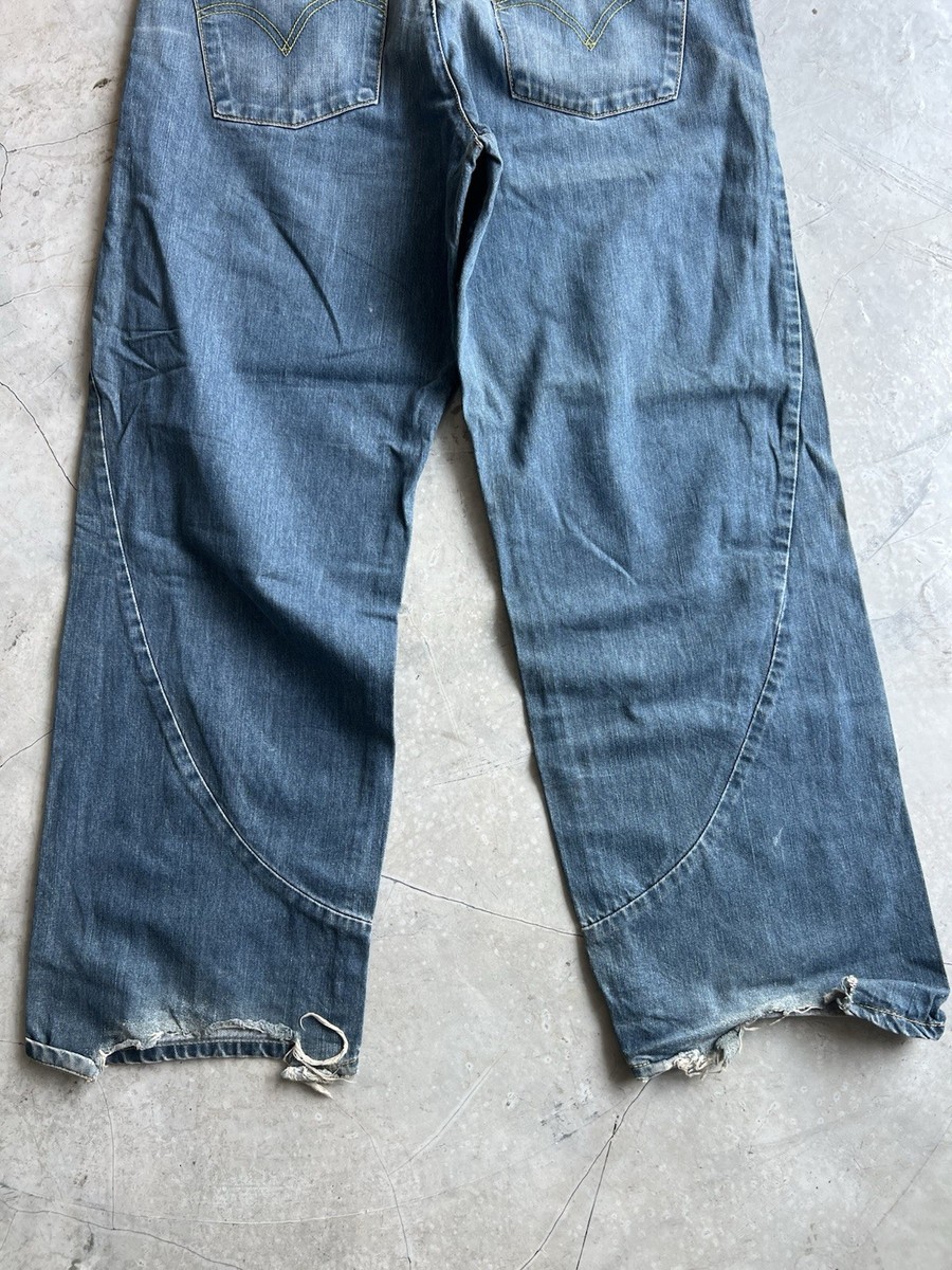Vintage Levis Engineered Twisted Jeans Flap Pocket Tag W32 Actual