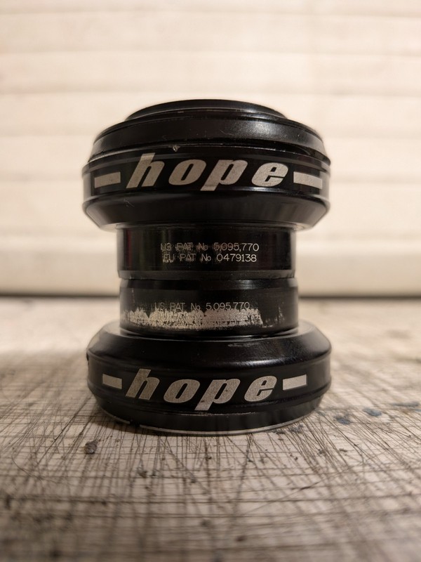 Hope headset Black 1 1/8” Steerer