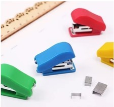 MINI PINZATRICE PORTATILE + GRAFFETTE clip carta cucitrice pinzare fogli ufficio