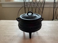 Cast Iron Potjie Pot 1/4 Inch 3 Legs Cooking Pot