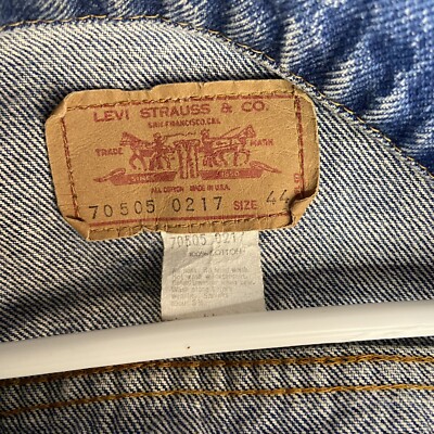 Vintage Levi's Trucker Jacket 70505 0217 Size 44 Made in USA