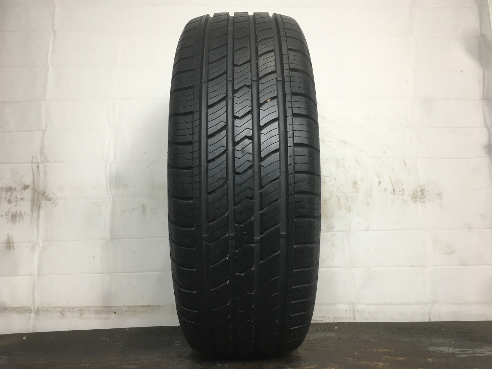 [1] Cooper Adventurer All Season P255/55R20 255 55 20 Tire - Driven ...