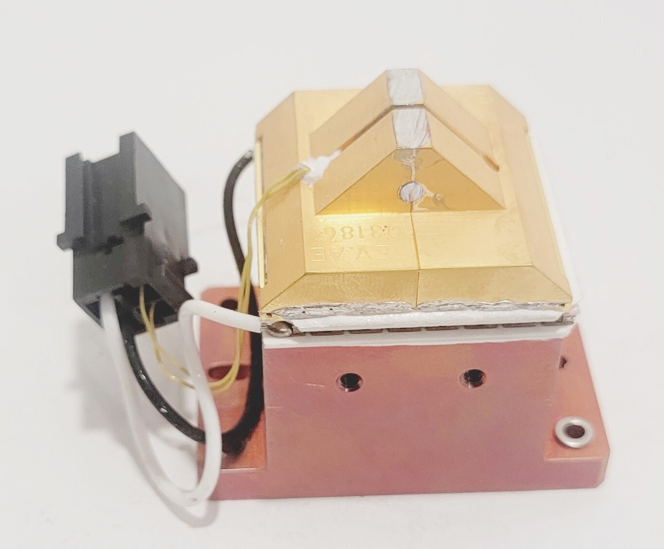 Coherent AVIA LASER Nd:Yvo4 VANADATE CRYSTAL MOUNT ASSEMBLY - AA2611