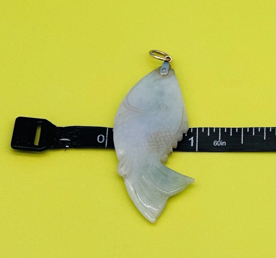 Pingente de peixe esculpido à mão em jade fiança 14k - Imagem 4 de 4