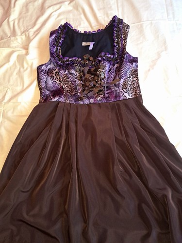 Komplett Dirndl mit Schürze und Bluse LANDHAUS - Bild 17 von 18