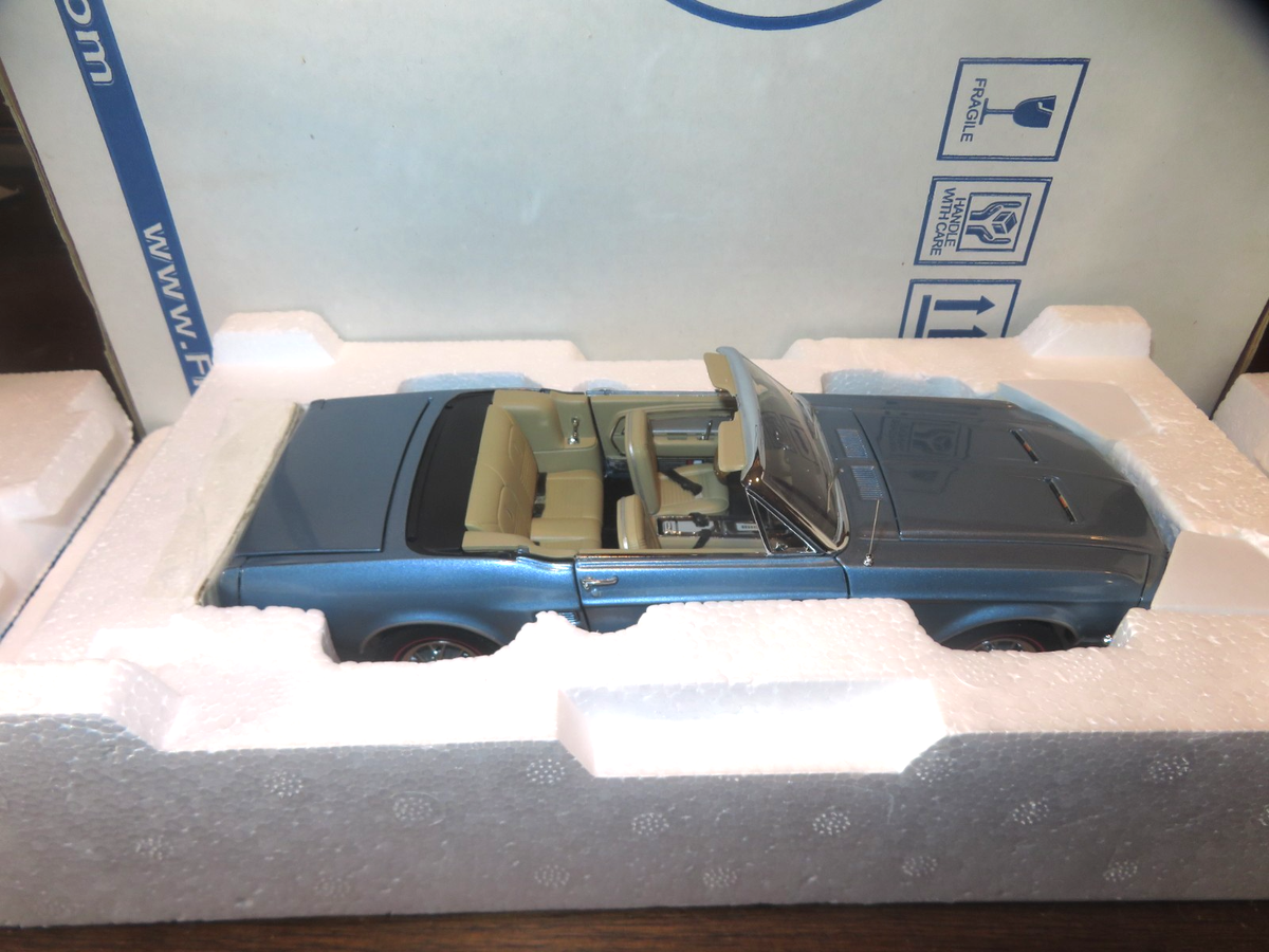 Franklin Mint 1967 Ford Mustang GTA 1/24 | eBay
