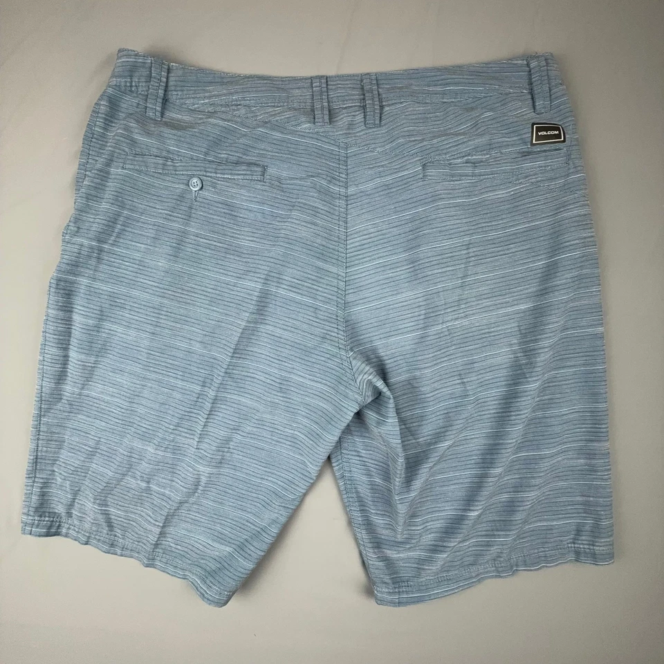 Volcom Shorts Men 38 Blue Striped Surf & Turf Hybrid Stretch Casual Summer - Image 3 of 4