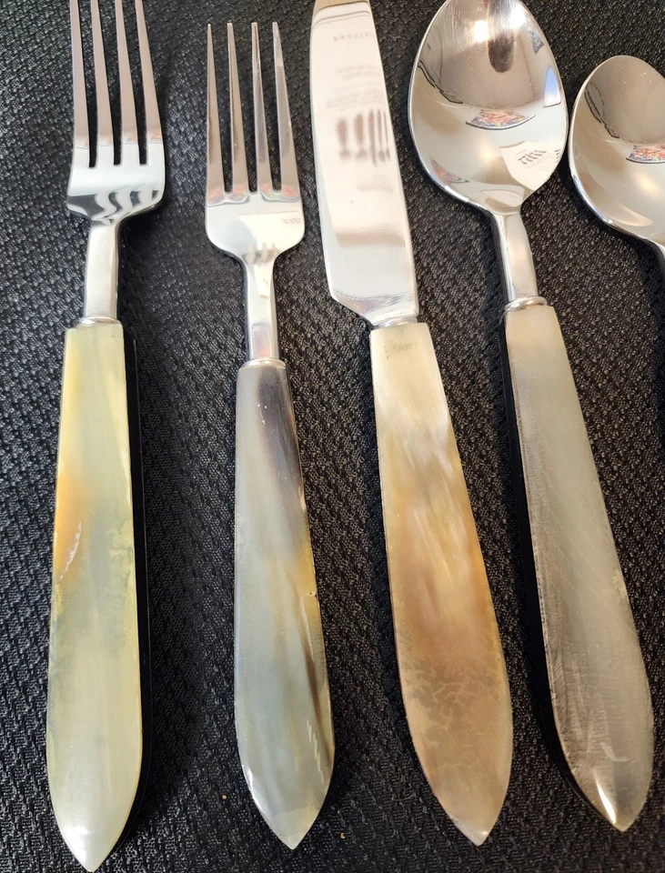 Extremadamente Raro Magnífico Cerámica Granero Cuerno 5 piezas Juego de Cubiertos Tenedor Cuchara Cuchillo Foto 2 de 4