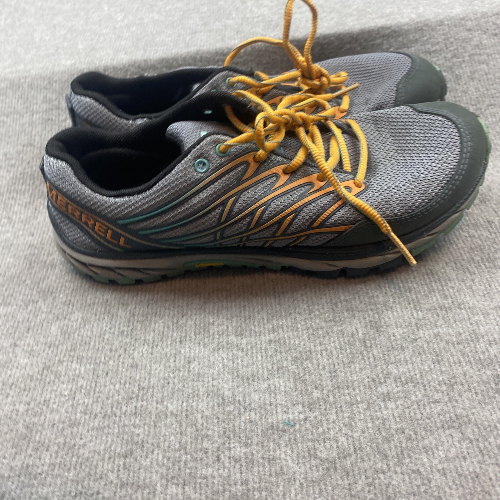 Scarpe da trail running Merrell grigie donna 7 suole vibranti outdoor escursionismo
