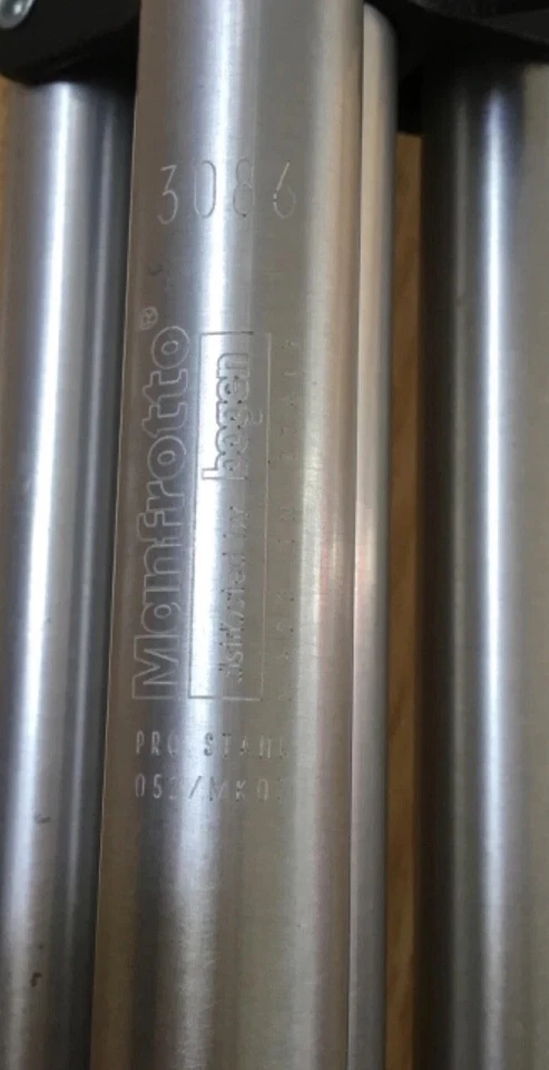 Manfrotto 3086 Professional 8ft Light Stand Tripod + Swivel Head + 42in Softbox! - Image 3 of 4