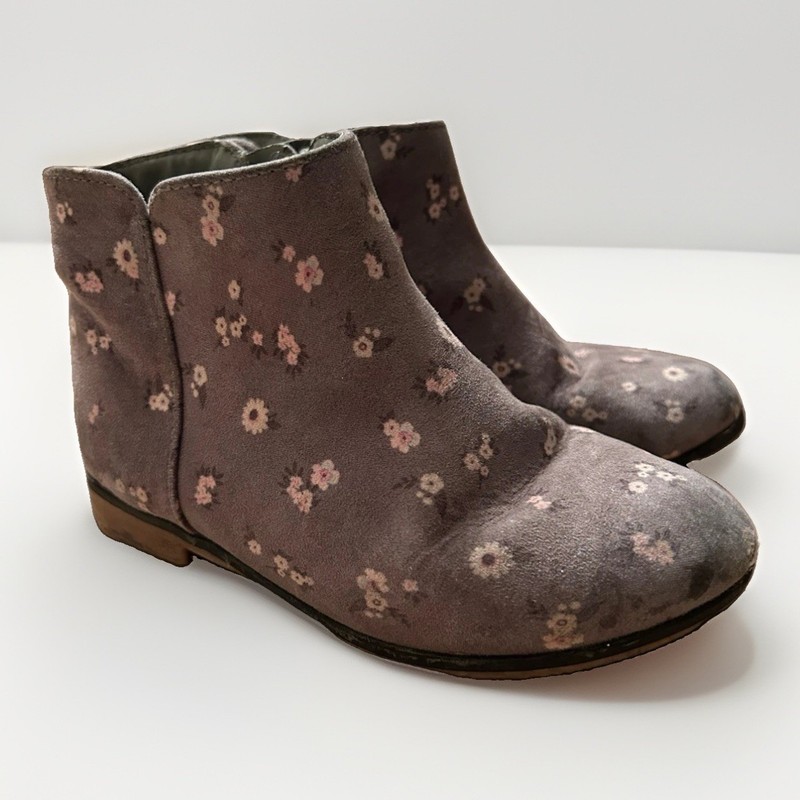 Cat Jack Girls Booties Size 10 Zip Closure