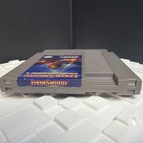 IronSword: Wizards & Warriors II - Nintendo Entertainment System - 1989 - (TK)