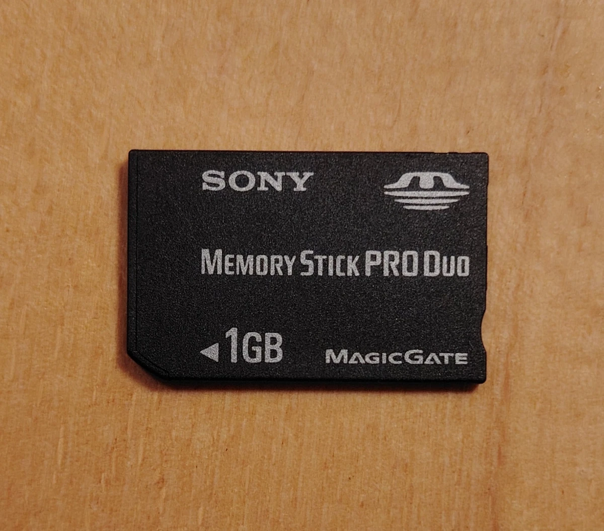 Lot Adaptateur + 2 Memory Stick PRO Duo Sony/Sandisk - 128 Mo, 512 Mo, 2 Go, Occasion