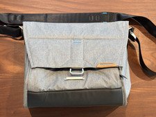 Peak Design Everyday Messenger 13" Camera Bag - Excellent Condition