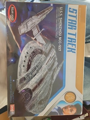 New Star Trek U.S.S. Shenzhou NCC-1227 Model Kit With Base Polar Lights