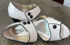 Euro Soft By Sofft Shoes Pumps Patent Leather Beige 2 In Heel Button Accent