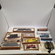 Vintage Tyco HO Scale Toy Train Accessories Lot, Estate Cleanout