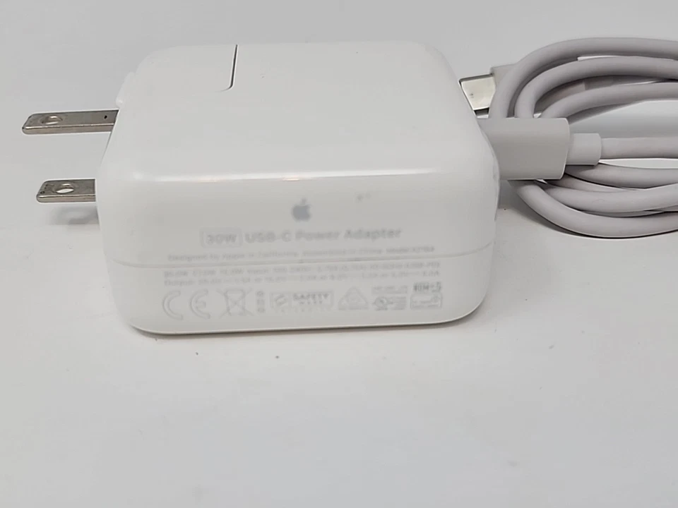 Adaptador de corriente USB-C genuino Apple 30W con cable USB-C para MacBook iPad iPhone Foto 2 de 4