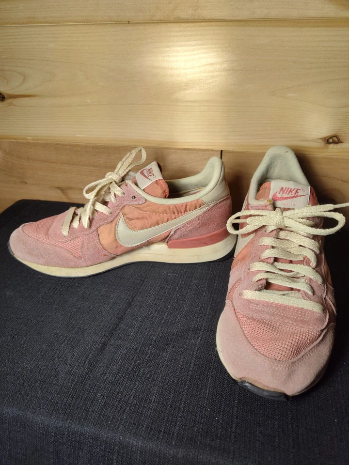 NIKE VALKYRIE Made in USA 80s Early Model Vintage Used Sneakers Flaws - Image 3 of 4