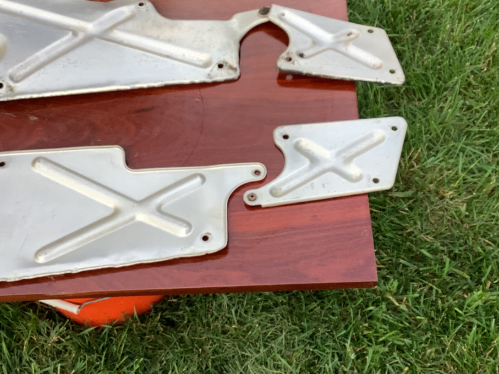 Aluminum guard pans for Rolls Royce