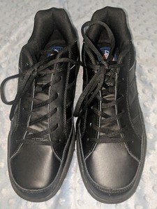 dickies work shoes slip resistant