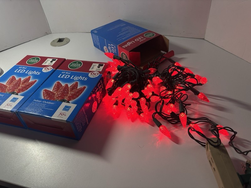 Lot Of 3 Winter Wonder 60 LED Red Faceted C6 Lights Green Wire Indoor/Outdoor