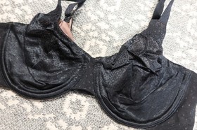 New Wacoal Back Appeal Underwire Bra - Size 34D - Black - # 855303