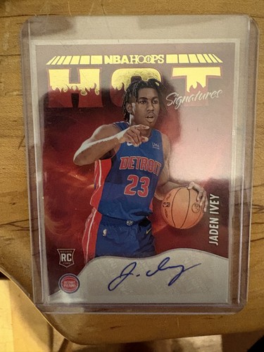 Jaden Ivey #HSR-JIV 2022 Panini Hoops Hot Signatures Rookies card