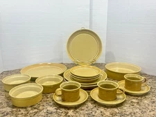 Vintage 1977 Homer Laughlin 17Pc Stoneware Dinner Set & Serving Pieces EC USA