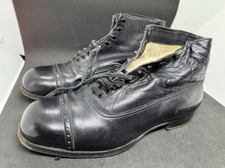 Zapatos de vestir originales alemanes de la Segunda Guerra Mundial