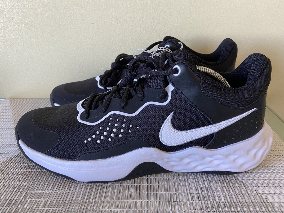 Men's Size 11.5 Nike Fly By Mid 3 Basketball Sneaker Black/White