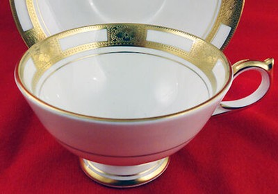 AYNSLEY EMPRESS WHITE Peony Shape Tea Cup Smooth Edge  NEW NEVER USED England