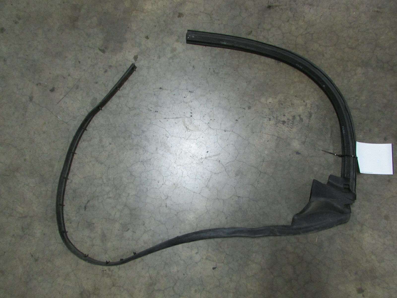 Ferrari 458 Italia, RH, Right Door Gasket, Used, P/N 84685200