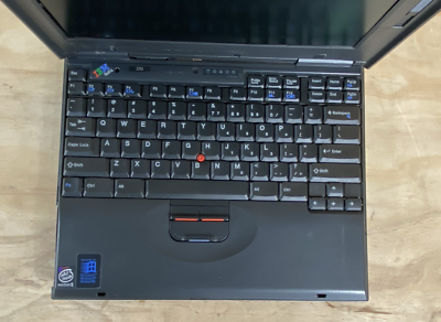 VINTAGE IBM ThinkPad 570 13