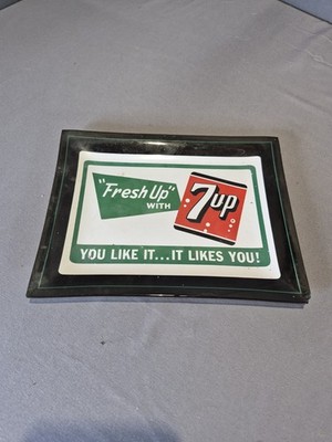 VINTAGE 7UP ASHTRAY Some Minor Issues