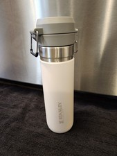 Stanley Stainless Steel Quick Flip Go Water Bottle 24oz (Color: Rose Quartz) ⚡️⚡