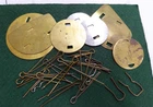 WW1-11 AUSTRALIAN MILITARY BRASS FIXING PINS & BACKING PLATES FOR BADGES