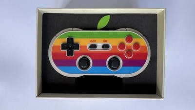 8BitDo NES30 Pro Gamepad Limited Apple AP40 Design Edition Gamepad + Stand
