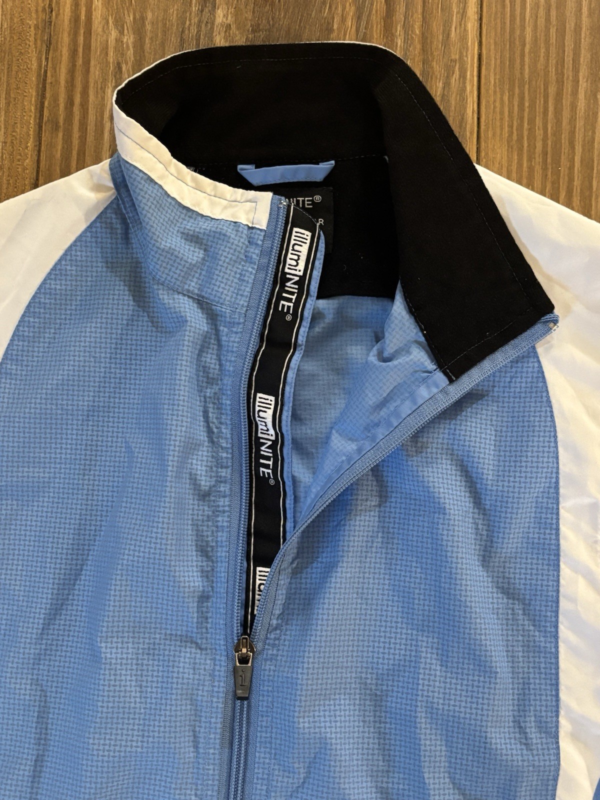 IlllumiNITE Hi-Vis Full Zip Vest Cycling Running Women’s Medium Light Blue