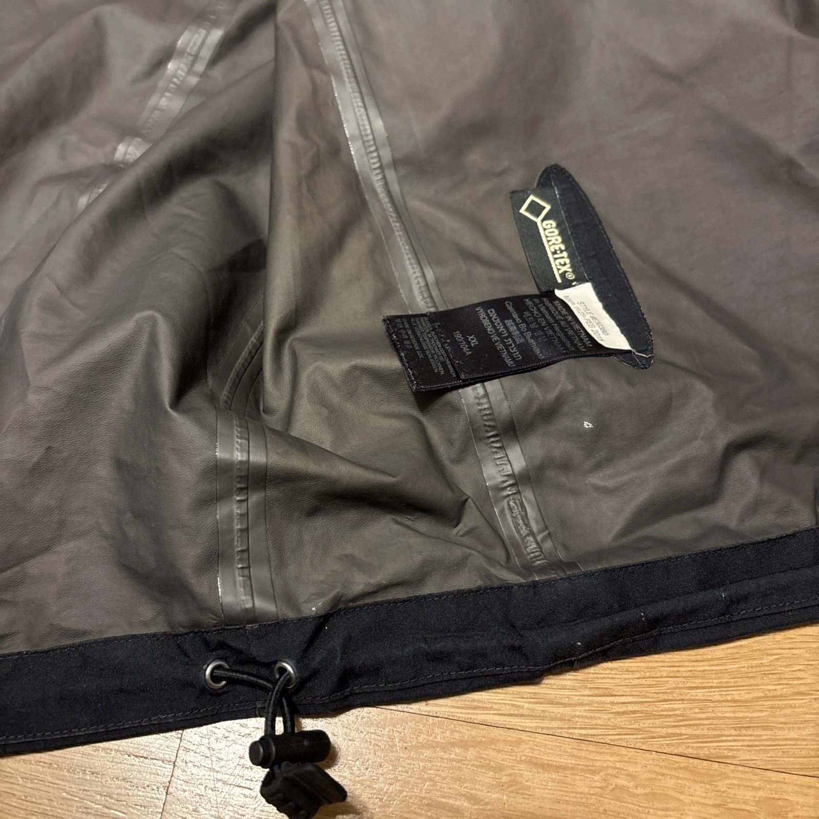Marmot Minimalist Gore-Tex Rain Jacket Men’s Size XXL- Black Hooded 2XL Used - product detail image 24