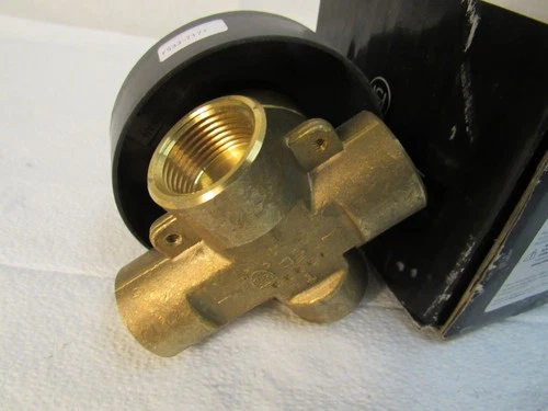 SIGNATURE HARDWARE Part #SH6103 -- 3/4" 6 Way Transfer Valve - Picture 3 of 4