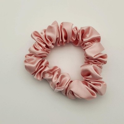CHRISTIAN DIOR ヘアバンド ピンク Christian Dior Hair band Logo Pink Novelty accessories | eBay