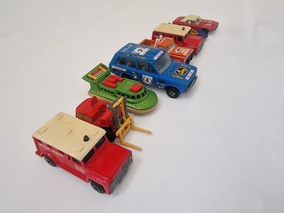 Konvolut 8 Vintage Matchbox, Yatming, Burago Autos und Fahrzeuge