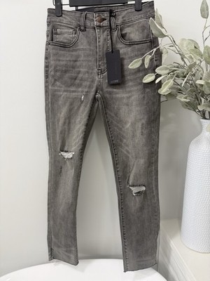 Risen Charcoal Gray Raw Hem Size 27/5 Distressed Jeans NWT Stretch