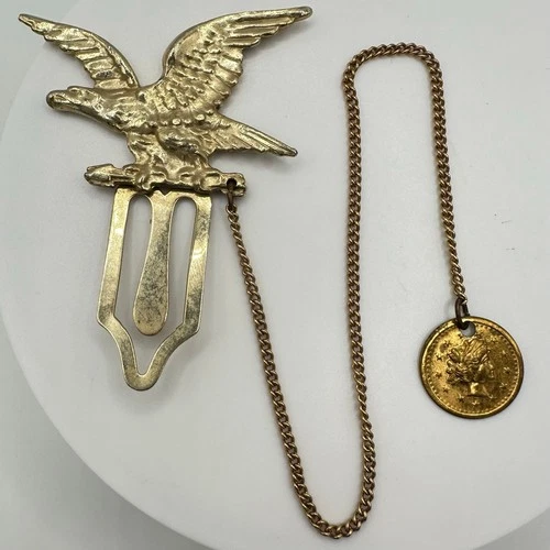 Vintage gold tone USA American eagle hanging Liberty coin charm chain bookmark