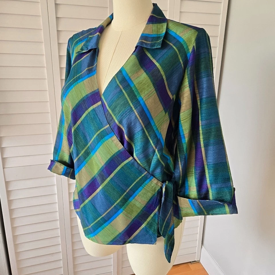 Blusa Selene Deportiva a Rayas Envolvente Para Mujer L Retro Y2K Estética Vibrante Tonos Joya Foto 2 de 4